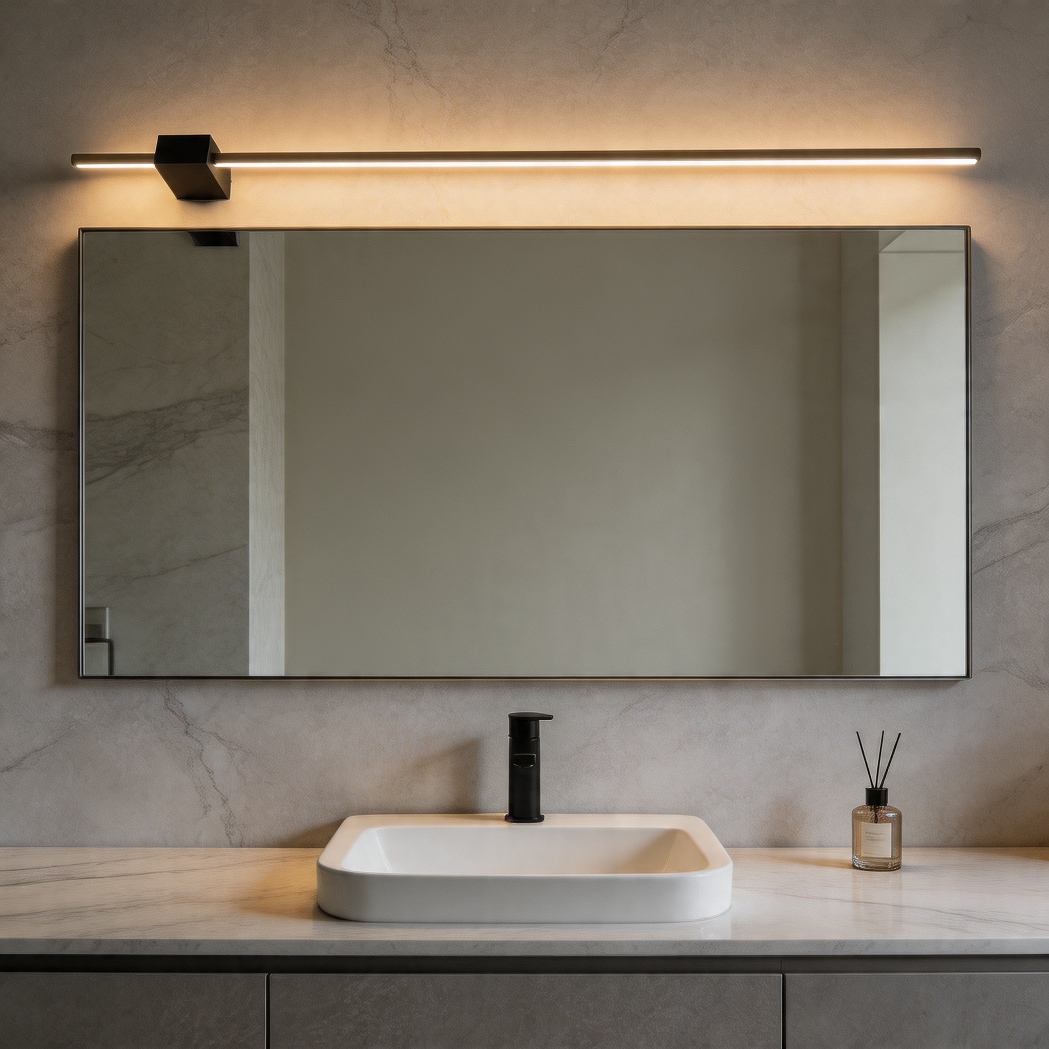 Linea Edge Wall Light
