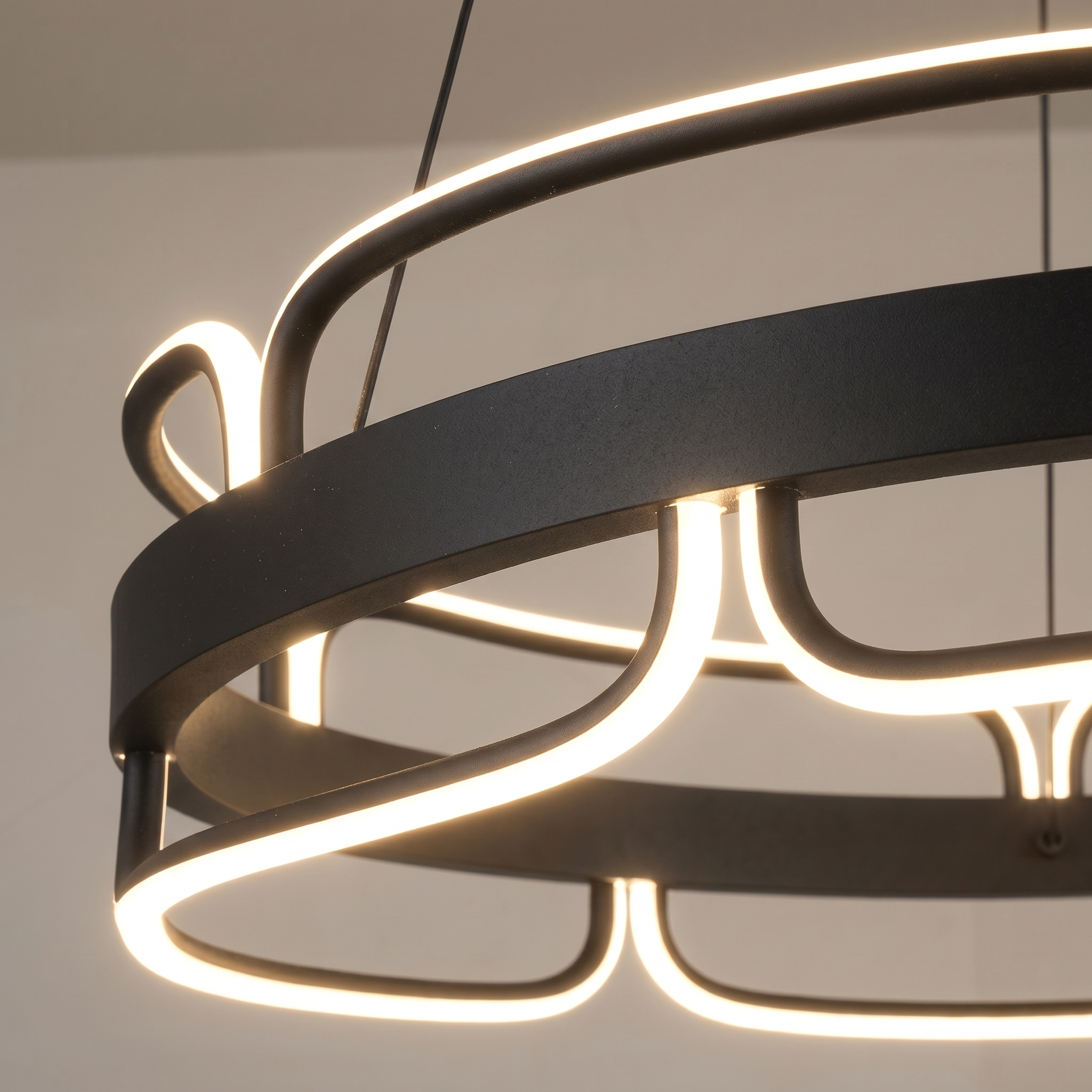 Noir Halo Loop Chandelier